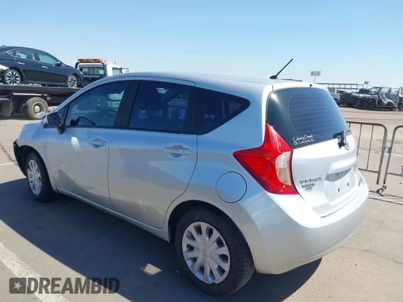 ✅ 2015 Nissan Note S Plus • VIN: 3N1CE2CP7FL403961 • Lot: 41874783. Wystawiony na IAAI z przebiegiem 150 142 mil. Bezpłatny archiwum sprzedaży aukcyjnych z USA i szczegółowy raport historii pojazdu na DreamBid. Zdjęcie 3.
