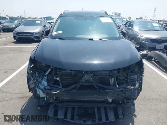 ✅ 2018 Nissan Rogue SL • VIN: JN8AT2MT0JW470639 • Lot: 42583111. Listed on IAAI with 93,897 mi. Free auction sales archive from the USA and detailed vehicle history report at DreamBid. Image 13.