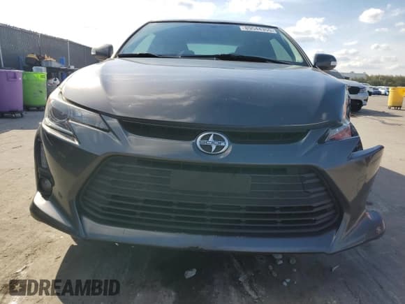 ✅ 2016 Scion tC • VIN: JTKJF5C71GJ014446 • Lot: 89544355. Wystawiony na Copart z przebiegiem 133 653 mil. Bezpłatny archiwum sprzedaży aukcyjnych z USA i szczegółowy raport historii pojazdu na DreamBid. Zdjęcie 5.
