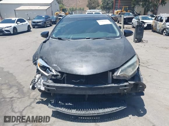 ✅ 2014 Toyota Corolla LE • VIN: 5YFBURHE7EP136852 • Lot: 42587931. Listed on IAAI with 121,659 mi. Free auction sales archive from the USA and detailed vehicle history report at DreamBid. Image 12.