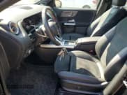 ✅ 2025 Mercedes-Benz GLA 250 • VIN: W1N4N4HBXSJ670340 • Lot: 71678795. Wystawiony na Copart z przebiegiem 5 710 mil. Bezpłatny archiwum sprzedaży aukcyjnych z USA i szczegółowy raport historii pojazdu na DreamBid. Zdjęcie 7.