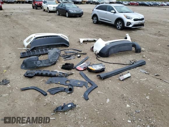 2021 Jeep Compass 80th Anniversary z VIN 3C4NJDEB1MT561871, wystawiony jako Copart lot #56173465 z przebiegiem 59 661 mil mil oraz Szkoda całkowita • Salvage title. Historia ofert i sprzedaży dostępna na DreamBid. Obrazek 13.