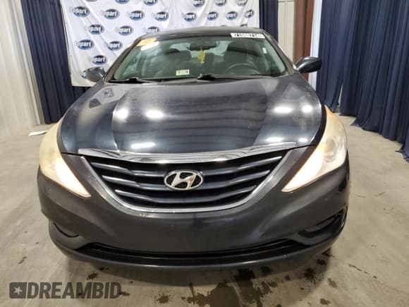 ✅ 2013 Hyundai Sonata GLS • VIN: 5NPEB4ACXDH538679 • Lot: 71598714. Listed on Copart with 246,571 mi. Free auction sales archive from the USA and detailed vehicle history report at DreamBid. Image 5.