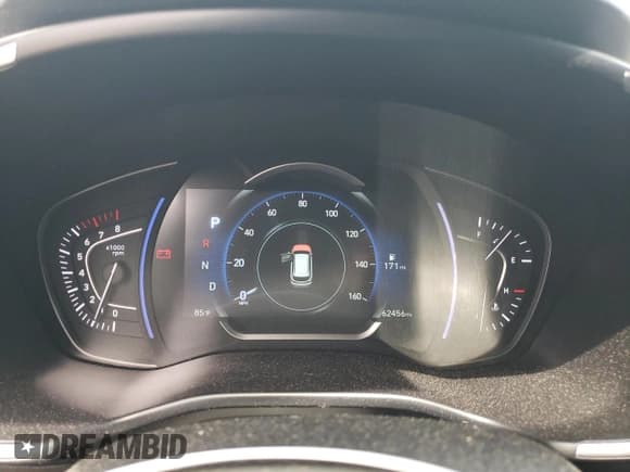 ✅ 2020 Hyundai Santa Fe Limited • VIN: 5NMS5CAD5LH280855 • Lot: 52862764. Wystawiony na Copart z przebiegiem 62 456 mil. Bezpłatny archiwum sprzedaży aukcyjnych z USA i szczegółowy raport historii pojazdu na DreamBid. Zdjęcie 9.