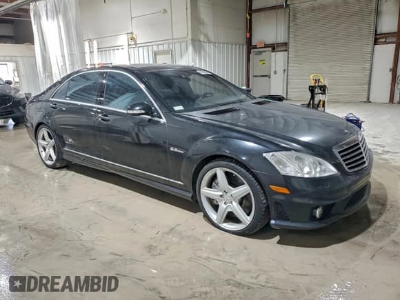 ✅ 2009 Mercedes-Benz S 63 AMG • VIN: WDDNG77X59A241563 • Lot: 94510065. Wystawiony na Copart z przebiegiem 108 885 mil. Bezpłatny archiwum sprzedaży aukcyjnych z USA i szczegółowy raport historii pojazdu na DreamBid. Zdjęcie 4.