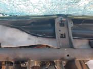 ✅ 2005 Ford F-350 • VIN: 1FDSW34P05EC95736 • Lot: 41988078. Wystawiony na IAAI z przebiegiem Nie podano. Bezpłatny archiwum sprzedaży aukcyjnych z USA i szczegółowy raport historii pojazdu na DreamBid. Zdjęcie 14.