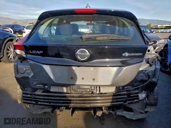 ✅ 2019 Nissan LEAF S • VIN: 1N4AZ1CP9KC309689 • Лот: 94930545. Опубликован ранее на Copart с пробегом 36 751 миль. Бесплатный доступ к архиву аукционных продаж из США и подробный отчёт об истории автомобиля на DreamBid. Изображение 6.