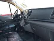 ✅ 2022 Ford Transit Passenger XLT • VIN: 1FBAX2Y88NKA67211 • Lot: 43654076. Wystawiony na IAAI z przebiegiem 210 842 mil. Bezpłatny archiwum sprzedaży aukcyjnych z USA i szczegółowy raport historii pojazdu na DreamBid. Zdjęcie 5.