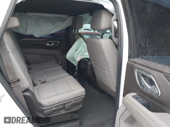 ✅ 2021 Chevrolet Tahoe LS • VIN: 1GNSCMKD2MR427003 • Lot: 43141335. Listed on IAAI with 56,682 mi. Free auction sales archive from the USA and detailed vehicle history report at DreamBid. Image 8.
