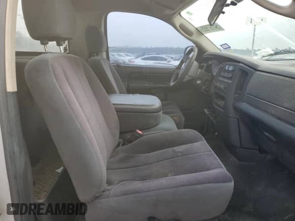 2005 Dodge 1500 SLT z VIN 1D7HA16D15J502782, wystawiony jako Copart lot #54797685 z przebiegiem 237 969 mil mil oraz Czysty tytuł • Clean title. Historia ofert i sprzedaży dostępna na DreamBid. Obrazek 10.