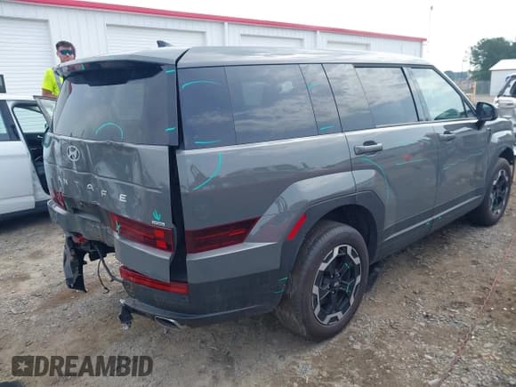 ✅ 2025 Hyundai Santa Fe SE • VIN: 5NMP1DGL3SH114029 • Lot: 42284596. Listed on IAAI with 10,711 mi. Free auction sales archive from the USA and detailed vehicle history report at DreamBid. Image 4.