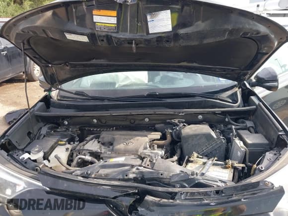 ✅ 2018 Toyota RAV4 SE • VIN: 2T3NFREV8JW437464 • Lot: 42385066. Listed on IAAI with 90,732 mi. Free auction sales archive from the USA and detailed vehicle history report at DreamBid. Image 10.