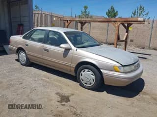 ✅ 1993 Ford Taurus GL • VIN: 1FALP5240PG321601 • Lot: 42677442. Listed on IAAI with 39,979 mi. Free auction sales archive from the USA and detailed vehicle history report at DreamBid. Image 1.