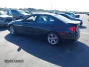 ✅ 2015 BMW 3 Series 328i xDrive • VIN: WBA3B5G57FNS17026 • Lot: 43560064. Wystawiony na IAAI z przebiegiem 65 791 mil. Bezpłatny archiwum sprzedaży aukcyjnych z USA i szczegółowy raport historii pojazdu na DreamBid. Zdjęcie 3.