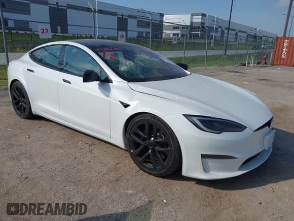 ✅ 2023 Tesla Model S Plaid • VIN: 5YJSA1E68PF507197 • Lot: 43416717. Wystawiony na IAAI z przebiegiem 7 116 mil. Bezpłatny archiwum sprzedaży aukcyjnych z USA i szczegółowy raport historii pojazdu na DreamBid. Zdjęcie 1.