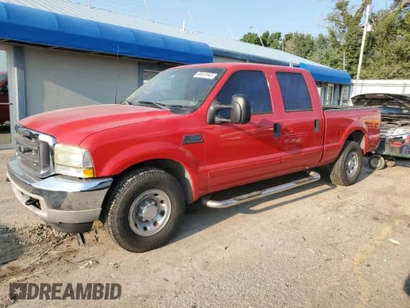 ✅ 2002 Ford F-250 XL • VIN: 3FTNW20F62MA15378 • Lot: 66444945. Listed on Copart with 185,226 mi. Free auction sales archive from the USA and detailed vehicle history report at DreamBid. Image 1.