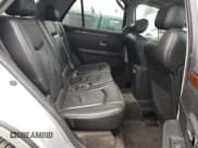 ✅ 2009 Cadillac SRX AWD • VIN: 1GYEE53A090110059 • Lot: 43634185. Wystawiony na Copart z przebiegiem 92 111 mil. Bezpłatny archiwum sprzedaży aukcyjnych z USA i szczegółowy raport historii pojazdu na DreamBid. Zdjęcie 11.