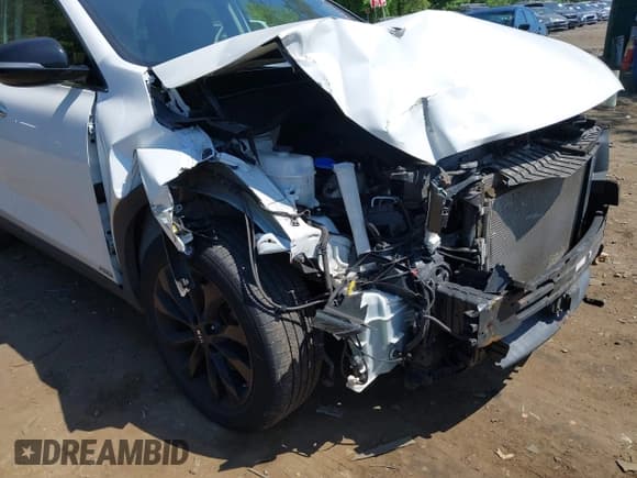 ✅ 2020 Kia Sorento LX • VIN: 5XYPGDA52LG695673 • Lot: 42406020. Wystawiony na IAAI z przebiegiem 61 336 mil. Bezpłatny archiwum sprzedaży aukcyjnych z USA i szczegółowy raport historii pojazdu na DreamBid. Zdjęcie 18.