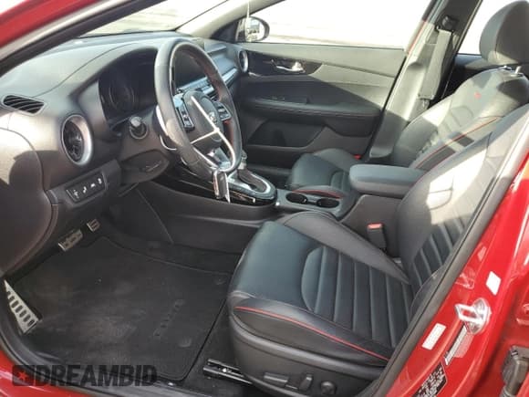 ✅ 2021 Kia Forte GT • VIN: 3KPF44AC3ME410898 • Lot: 92195105. Listed on Copart with 39,191 mi. Free auction sales archive from the USA and detailed vehicle history report at DreamBid. Image 7.