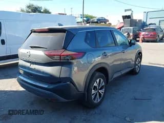 ✅ 2023 Nissan Rogue SV • VIN: 5N1BT3BB9PC872570 • Лот: 43741604. Опубликован ранее на IAAI с пробегом 3 993 миль. Бесплатный доступ к архиву аукционных продаж из США и подробный отчёт об истории автомобиля на DreamBid. Изображение 4.