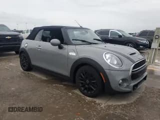 ✅ 2016 MINI Convertible S • VIN: WMWWG9C51G3A91872 • Lot: 74070914. Listed on Copart with Not provided. Free auction sales archive from the USA and detailed vehicle history report at DreamBid. Image 4.
