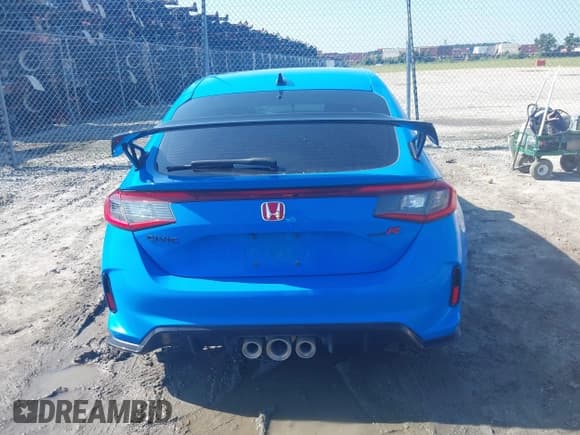 ✅ 2024 Honda Civic Type R • VIN: JHMFL5G49RX002288 • Лот: 42975381. Опубликован ранее на IAAI с пробегом 28 442 миль. Бесплатный доступ к архиву аукционных продаж из США и подробный отчёт об истории автомобиля на DreamBid. Изображение 16.