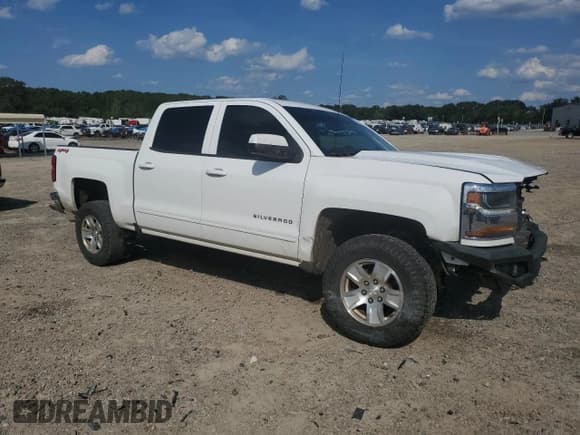 ✅ 2018 Chevrolet Silverado 1500 LT • VIN: 3GCUKREC8JG161650 • Lot: 71669945. Listed on Copart with 169,393 mi. Free auction sales archive from the USA and detailed vehicle history report at DreamBid. Image 4.