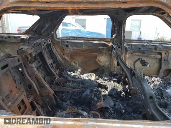 2022 Ford Explorer Limited z VIN 1FMSK8FHXNGB06545, wystawiony jako Copart lot #66607875 z przebiegiem Nie podano mil oraz Nie do naprawy • Non repairable. Historia ofert i sprzedaży dostępna na DreamBid. Obrazek 10.