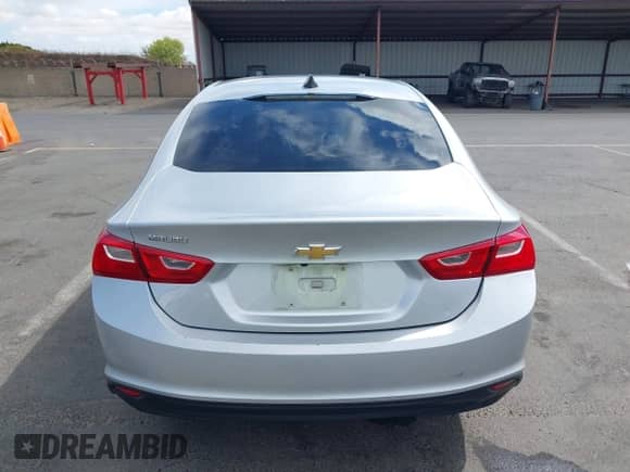 2018 Chevrolet Malibu LS z VIN 1G1ZC5ST9JF253327, wystawiony jako IAAI lot #43193628 z przebiegiem 53 935 mil mil oraz . Historia ofert i sprzedaży dostępna na DreamBid. Obrazek 16.