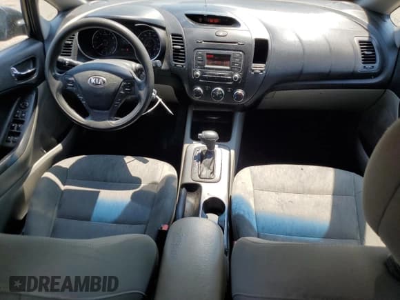 ✅ 2016 Kia Forte LX • VIN: KNAFK4A69G5595004 • Lot: 68432255. Listed on Copart with 215,813 mi. Free auction sales archive from the USA and detailed vehicle history report at DreamBid. Image 8.