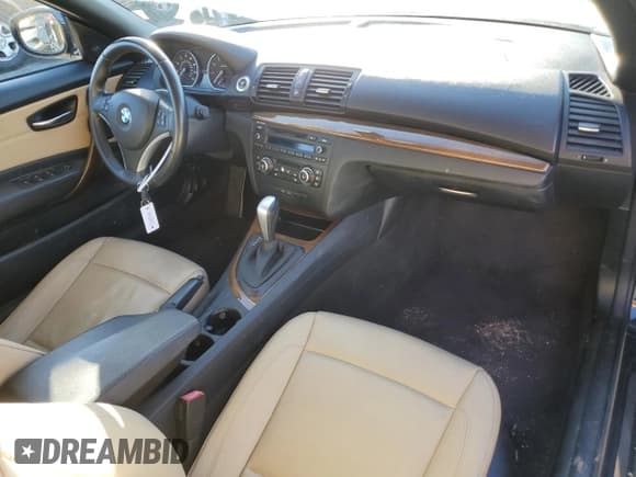 ✅ 2010 BMW 1 Series 128i • VIN: WBAUN1C56AVH82146 • Lot: 79296544. Listed on Copart with 79,976 mi. Free auction sales archive from the USA and detailed vehicle history report at DreamBid. Image 8.