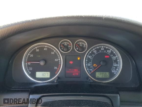 ✅ 2003 Volkswagen Passat GLS • VIN: WVWPD63B43P276227 • Lot: 71590455. Listed on Copart with 139,561 mi. Free auction sales archive from the USA and detailed vehicle history report at DreamBid. Image 9.