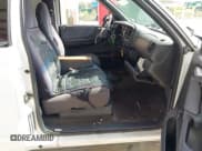 ✅ 1998 Dodge Dakota SLT • VIN: 1B7GL22X2WS684896 • Лот: 43909286. Опубликован ранее на IAAI с пробегом 193 726 миль. Бесплатный доступ к архиву аукционных продаж из США и подробный отчёт об истории автомобиля на DreamBid. Изображение 5.