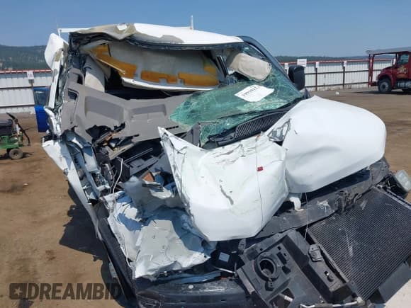 ✅ 2011 Chevrolet Express Cargo • VIN: 1GCSGAFX5B1177705 • Lot: 39975059. Listed on IAAI with Not provided. Free auction sales archive from the USA and detailed vehicle history report at DreamBid. Image 6.