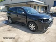 ✅ 2015 Mitsubishi Outlander ES • VIN: JA4AD2A3XFZ012216 • Лот: 56842675. Опубликован ранее на Copart с пробегом 136 618 миль. Бесплатный доступ к архиву аукционных продаж из США и подробный отчёт об истории автомобиля на DreamBid. Изображение 4.