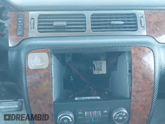 ✅ 2007 Chevrolet Avalanche LTZ • VIN: 3GNEC12J87G109246 • Lot: 41989146. Listed on IAAI with 171,005 mi. Free auction sales archive from the USA and detailed vehicle history report at DreamBid. Image 19.