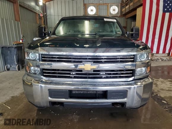 ✅ 2016 Chevrolet Silverado 1500 • VIN: 1GC4CYCG3GF196071 • Lot: 65035795. Wystawiony na Copart z przebiegiem 257 794 mil. Bezpłatny archiwum sprzedaży aukcyjnych z USA i szczegółowy raport historii pojazdu na DreamBid. Zdjęcie 5.