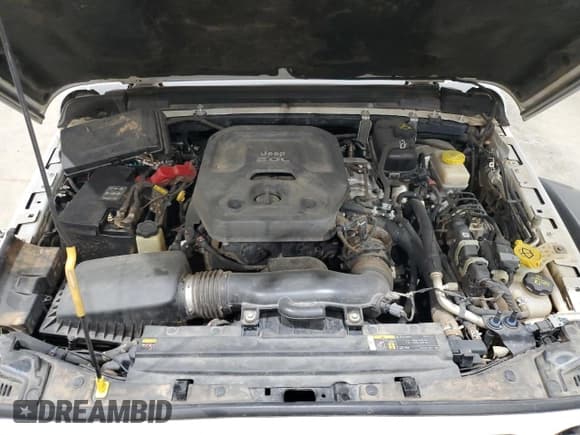 ✅ 2020 Jeep Wrangler Unlimited Rubicon • VIN: 1C4HJXFN5LW351340 • Lot: 49310975. Wystawiony na Copart z przebiegiem 66 314 mil. Bezpłatny archiwum sprzedaży aukcyjnych z USA i szczegółowy raport historii pojazdu na DreamBid. Zdjęcie 11.