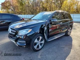 ✅ 2017 Mercedes-Benz GLE 350 • VIN: 4JGDA5HB3HA888567 • Lot: 90713455. Wystawiony na Copart z przebiegiem 137 470 mil. Bezpłatny archiwum sprzedaży aukcyjnych z USA i szczegółowy raport historii pojazdu na DreamBid. Zdjęcie 1.