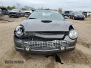 ✅ 2003 Ford Thunderbird Deluxe • VIN: 1FAHP60A53Y102447 • Лот: 86232975. Опубликован ранее на Copart с пробегом 64 118 миль. Бесплатный доступ к архиву аукционных продаж из США и подробный отчёт об истории автомобиля на DreamBid. Изображение 5.
