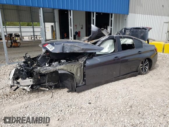 ✅ 2018 BMW 3 Series 328d • VIN: WBA8E5C54JA506786 • Lot: 54090705. Wystawiony na Copart z przebiegiem Nie podano. Bezpłatny archiwum sprzedaży aukcyjnych z USA i szczegółowy raport historii pojazdu na DreamBid. Zdjęcie 1.