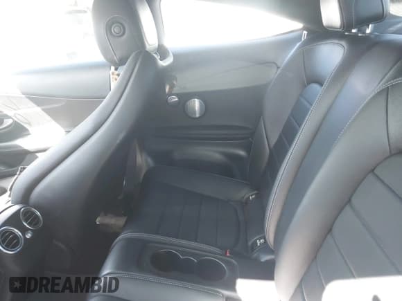 ✅ 2020 Mercedes-Benz C 300 • VIN: WDDWJ8DB8LF933234 • Lot: 43278288. Listed on IAAI with 46,064 mi. Free auction sales archive from the USA and detailed vehicle history report at DreamBid. Image 18.