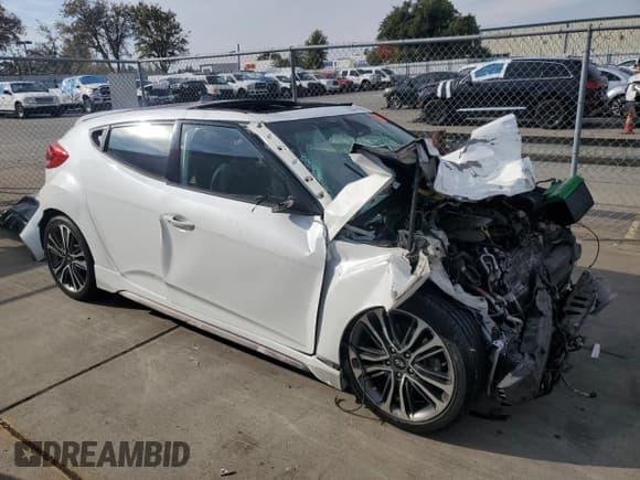 ✅ 2016 Hyundai Veloster Turbo Rally Edition • VIN: KMHTC6AE0GU296511 • Lot: 80347944. Wystawiony na Copart z przebiegiem Nie podano. Bezpłatny archiwum sprzedaży aukcyjnych z USA i szczegółowy raport historii pojazdu na DreamBid. Zdjęcie 4.