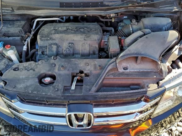 ✅ 2015 Honda Odyssey Touring Elite • VIN: 5FNRL5H93FB111036 • Lot: 93948565. Listed on Copart with 61,703 mi. Free auction sales archive from the USA and detailed vehicle history report at DreamBid. Image 12.