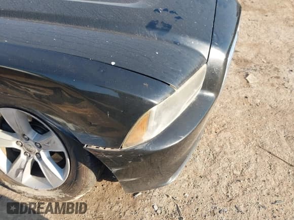 ✅ 2013 Dodge Charger SE • VIN: 2C3CDXBG2DH636512 • Lot: 43468551. Wystawiony na IAAI z przebiegiem 147 054 mil. Bezpłatny archiwum sprzedaży aukcyjnych z USA i szczegółowy raport historii pojazdu na DreamBid. Zdjęcie 6.