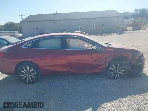 2018 Chevrolet Malibu LT z VIN 1G1ZD5ST7JF276733, wystawiony jako IAAI lot #43085613 z przebiegiem 94 354 mil mil oraz . Historia ofert i sprzedaży dostępna na DreamBid. Obrazek 13.