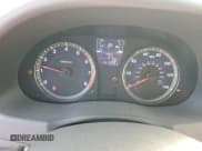 ✅ 2016 Hyundai Accent SE • VIN: KMHCT4AE6GU965417 • Лот: 76902684. Опубликован ранее на Copart с пробегом 141 998 миль. Бесплатный доступ к архиву аукционных продаж из США и подробный отчёт об истории автомобиля на DreamBid. Изображение 9.