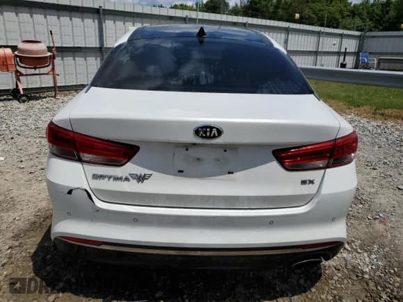 ✅ 2017 Kia Optima EX • VIN: 5XXGU4L33GG099955 • Lot: 67598345. Wystawiony na Copart z przebiegiem 105 648 mil. Bezpłatny archiwum sprzedaży aukcyjnych z USA i szczegółowy raport historii pojazdu na DreamBid. Zdjęcie 6.
