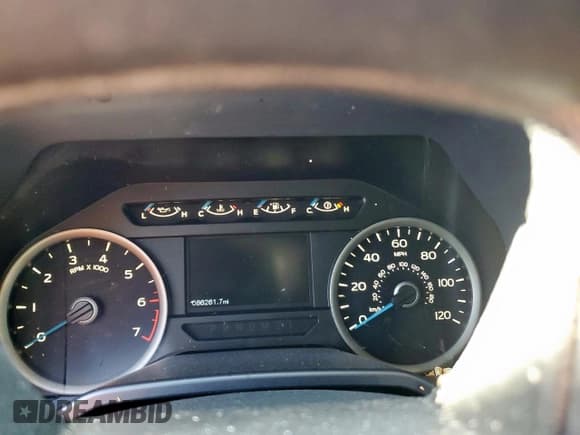 ✅ 2015 Ford F-150 XLT • VIN: 1FTEX1CP9FKF16502 • Lot: 86804935. Listed on Copart with 86,261 mi. Free auction sales archive from the USA and detailed vehicle history report at DreamBid. Image 9.