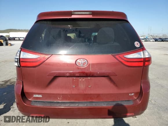 ✅ 2017 Toyota Sienna LE • VIN: 5TDKZ3DC4HS840750 • Lot: 53004145. Listed on Copart with 138,115 mi. Free auction sales archive from the USA and detailed vehicle history report at DreamBid. Image 6.